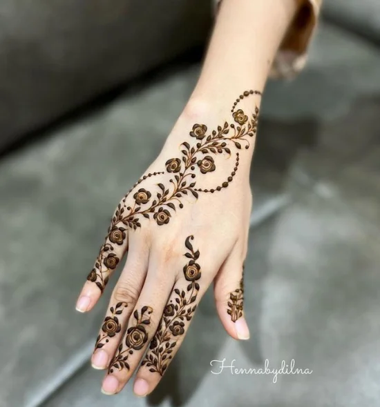 Finger Mehndi Design