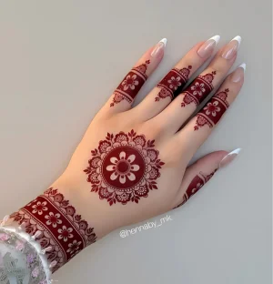 Circle Mehndi Design