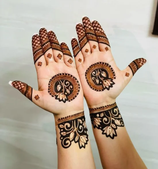 easy simple circle mehndi design