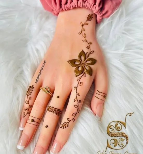 mehndi design simple