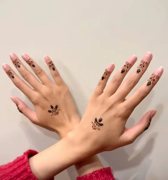 mehndi design simple