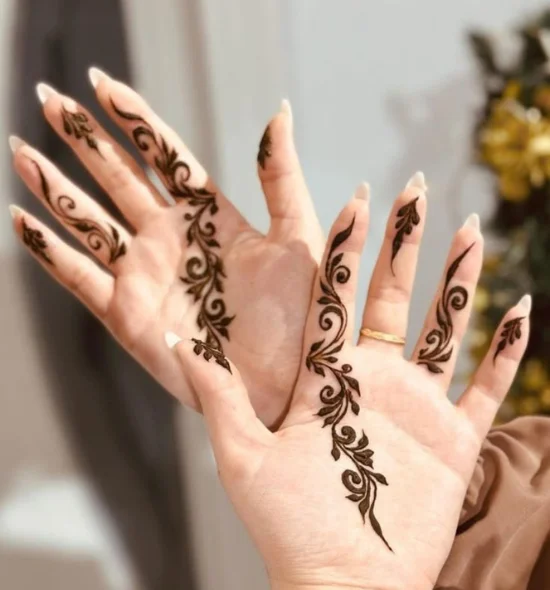 mehndi design simple